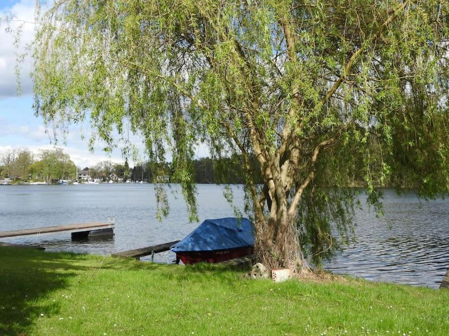 Dachwohnung Mit Wasserblick Und Eigenem Bootssteg 베를린 외부 사진